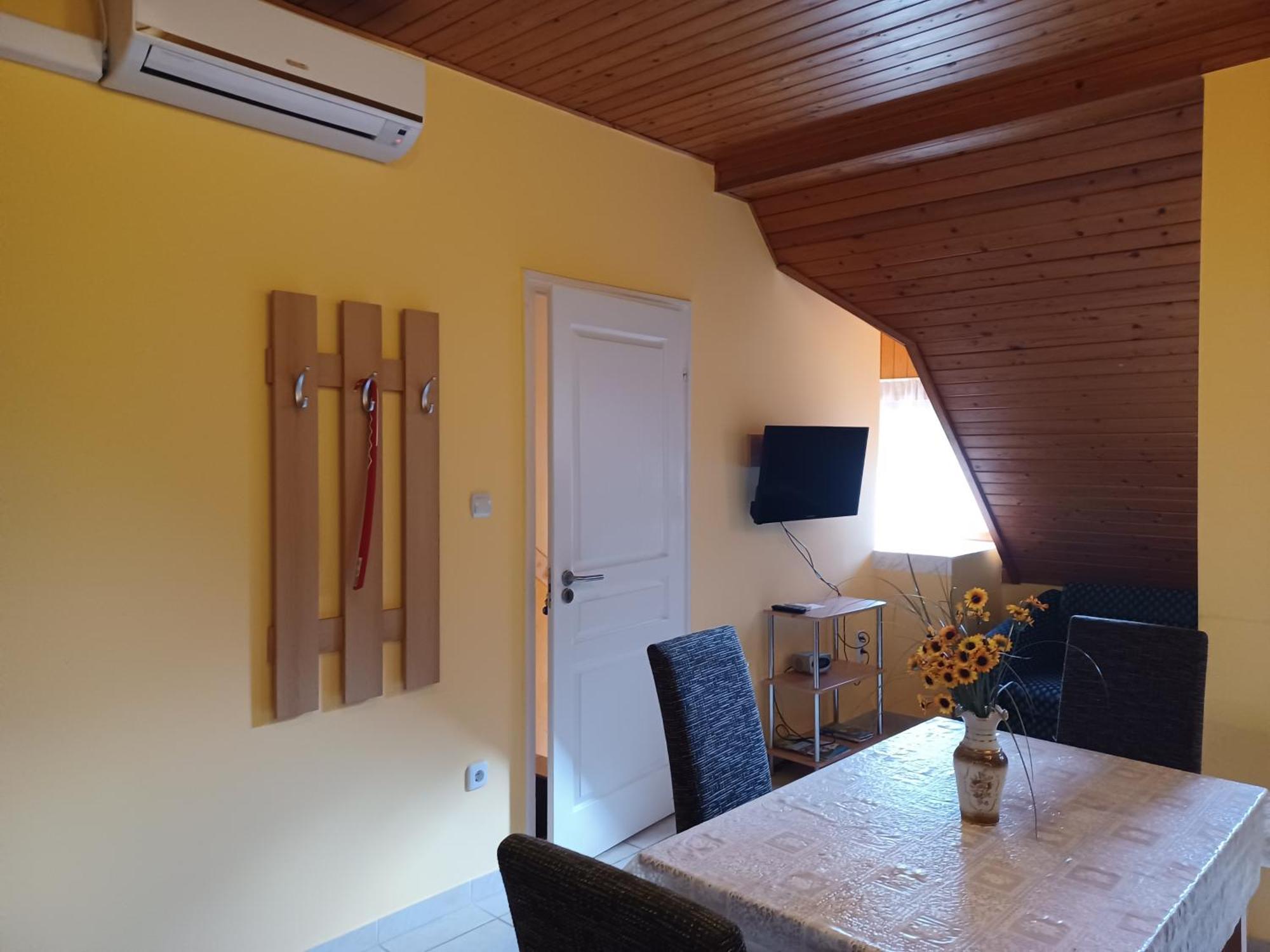 Andrea Apartmanhaz Balatongyörök