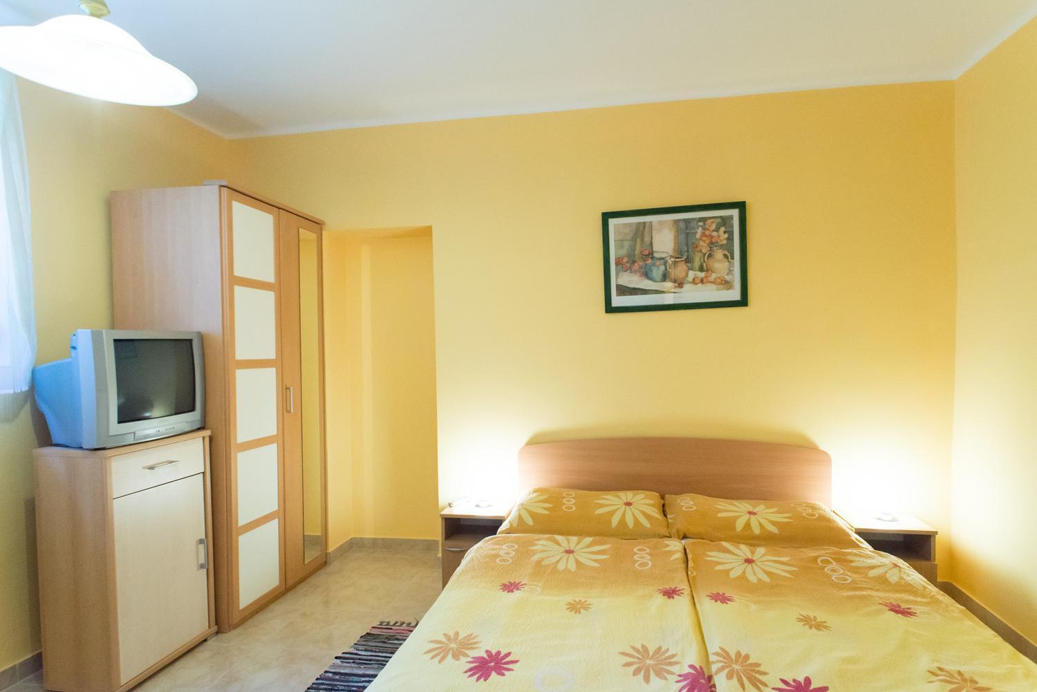 Andrea Apartmanhaz
