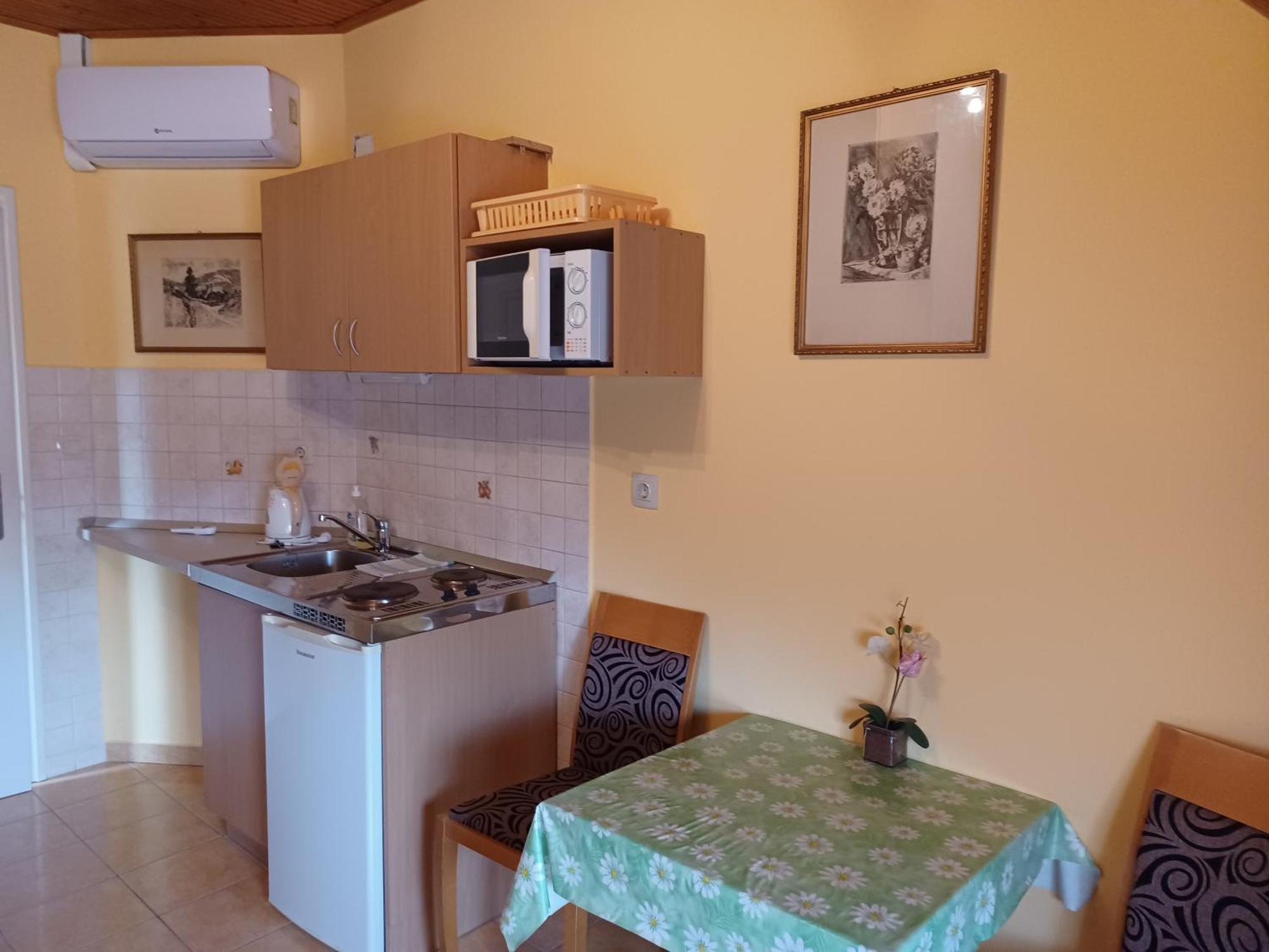Andrea Apartmanhaz Apartament Balatongyörök