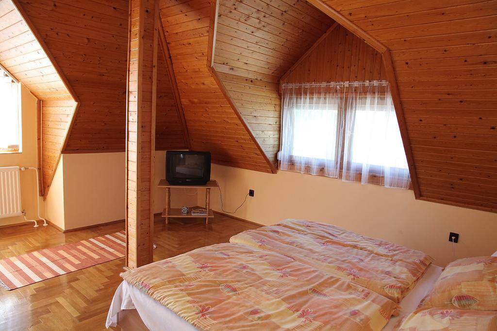 Andrea Apartmanhaz Apartament Balatongyörök