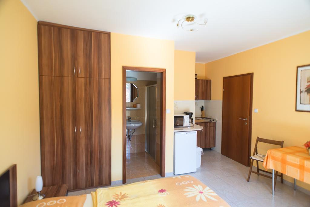 Andrea Apartmanhaz Apartament Balatongyörök