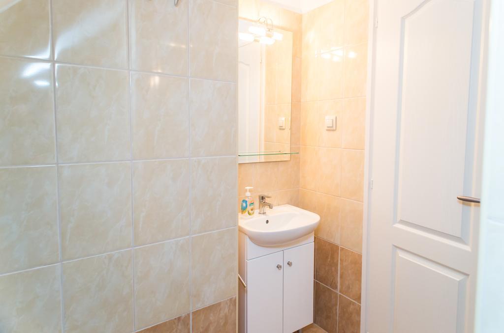 Andrea Apartmanhaz