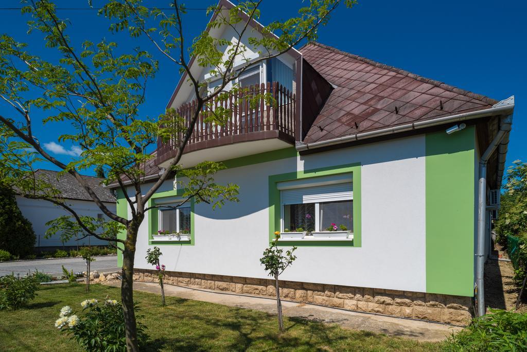 Andrea Apartmanhaz *